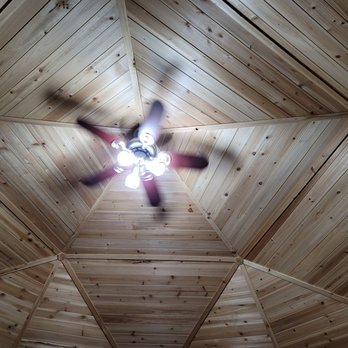 Miracle Hot Springs - Ceiling fan....but don't count on it to blow much air - Massage Near Me - Buhl, Idaho Miracle Hot Springs - Ceiling fan....but don't count on it to blow much air - Massage Near Me - Buhl, Idaho