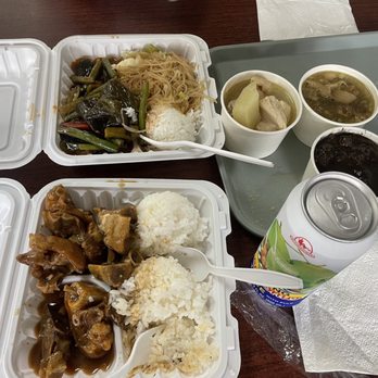 Mama Lucy's Kitchen - Filipino Near Me - Lihue, Hawaii