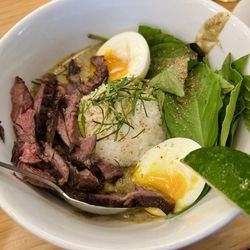 Goshen Brewing Company - Green curry w. steak