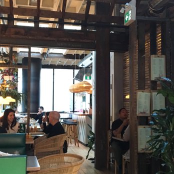 Chubby's Jamaican Kitchen - Beautiful decor - Caribbean Near Me - Toronto, Ontario