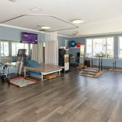 Atlantic Memorial Healthcare Center