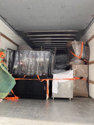 Frontrunner Moving Company LLC