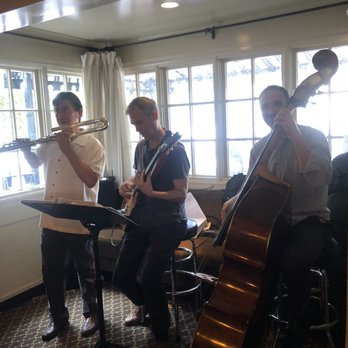 Backstreet Cafe - Live jazz music for brunch Sunday morning - New American Near Me - Houston, Texas