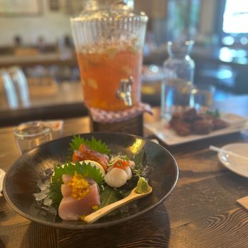 Raisu - sashimi platter - Japanese Near Me - Vancouver, British Columbia Raisu - sashimi platter - Japanese Near Me - Vancouver, British Columbia
