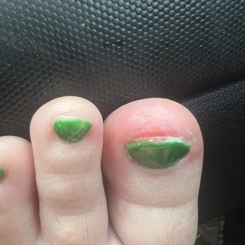 Classic Nails & Spa - Cut toe - Nail Salons Near Me - Lexington, South Carolina