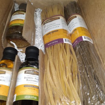 Pastamore Gourmet Foods - Gift box that comes in gluten-free and Regular - Pasta Shops Near Me - Denver, Colorado Pastamore Gourmet Foods - Gift box that comes in gluten-free and Regular - Pasta Shops Near Me - Denver, Colorado