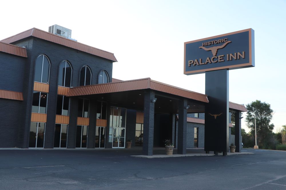 HISTORIC COW PALACE INN Updated September 2024 1301 N Main St