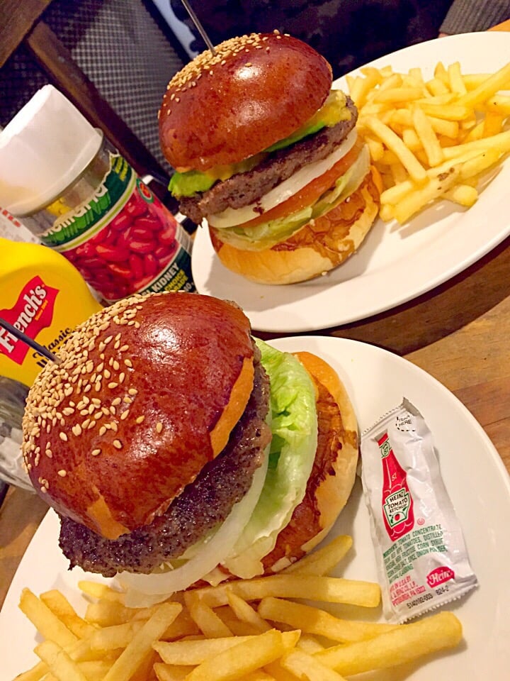 Hungry Heaven Kami Itabashi Takeout Delivery 39 Photos Burgers 上板橋3 5 1 上板橋駅 板橋区 東京都 Japan Restaurant Reviews Phone Number Yelp