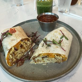 Talia's cafe - Breakfast burrito - Breakfast & Brunch Near Me - Allen, Texas
