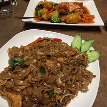 Sy Thai - Drunken Noodles and Sesame Chicken. - Thai Near Me - Troy, Michigan Sy Thai - Drunken Noodles and Sesame Chicken. - Thai Near Me - Troy, Michigan