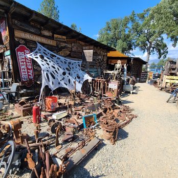 Southgate Station - Used, Vintage & Consignment Near Me - Oakhurst, California Southgate Station - Used, Vintage & Consignment Near Me - Oakhurst, California
