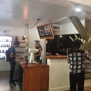 Case Coffee Roasters - Low key but stylish - Coffee Roasteries Near Me - Ashland, Oregon Case Coffee Roasters - Low key but stylish - Coffee Roasteries Near Me - Ashland, Oregon