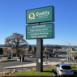 Quality Inn & Suites - Sign
