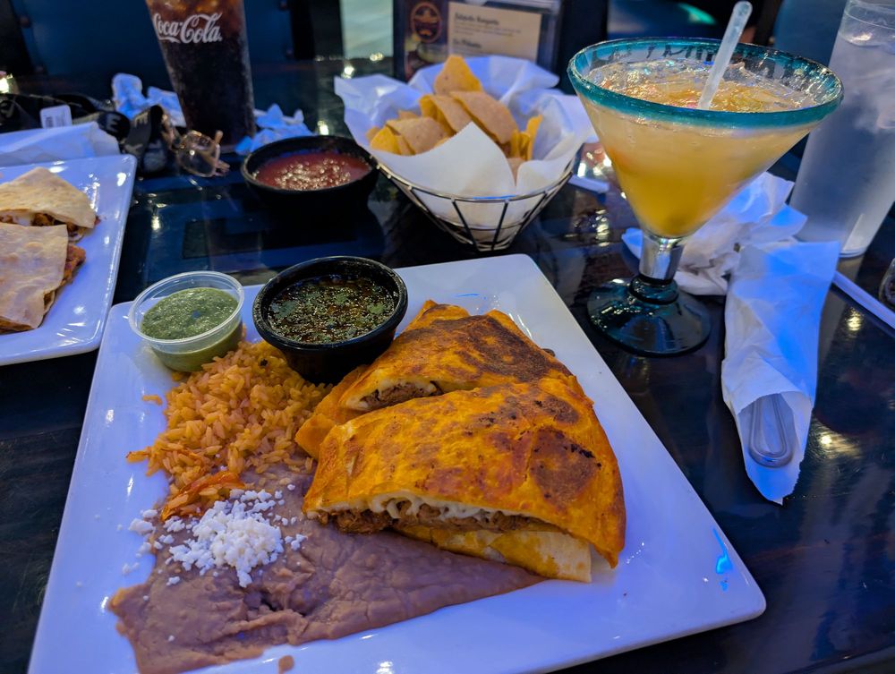 Mariachis Mexican Resturant & Bar