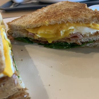 Moma’s Cafe - Breakfast sandwich less tomato - Cafes Near Me - Orlando, Florida Moma’s Cafe - Breakfast sandwich less tomato - Cafes Near Me - Orlando, Florida