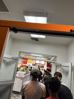 In-N-Out Burger by null