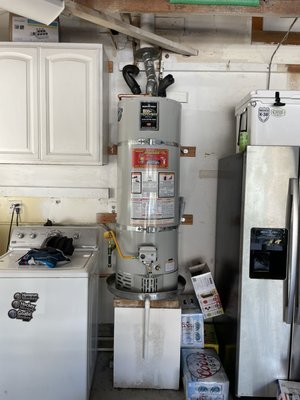 Update your water heater before it is to late! - Don’t let you water heater damage your walls once it leaks. Replace your water heater at the 12 year mark to be safe. Call us at 562-712-0879 Update your water heater before it is to late! - Don’t let you water heater damage your walls once it leaks. Replace your water heater at the 12 year mark to be safe. Call us at 562-712-0879