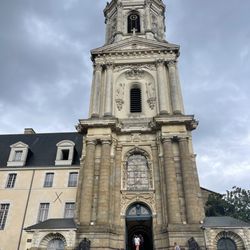 Église Notre-Dame en Saint-Mélaine
