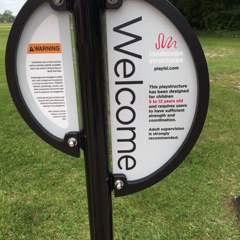 Jaycee Park - The sign explains the play structure info - Parks Near Me - Sterling Heights, Michigan