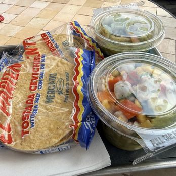 Mariscos El Pariente - Seafood Near Me - Costa Mesa, California Mariscos El Pariente - Seafood Near Me - Costa Mesa, California