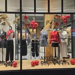 Aritzia