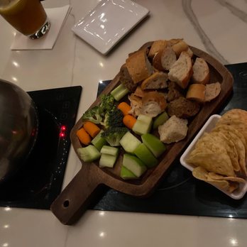 The Melting Pot - Spinach Artichoke - Fondue Near Me - Pittsburgh, Pennsylvania The Melting Pot - Spinach Artichoke - Fondue Near Me - Pittsburgh, Pennsylvania