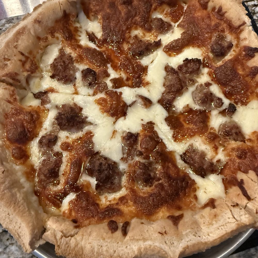 Ale Emporium - Pizza Near Me - Indianapolis, Indiana Ale Emporium - Pizza Near Me - Indianapolis, Indiana