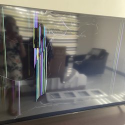 Philippine Airlines - Mishandled 65 inches TV