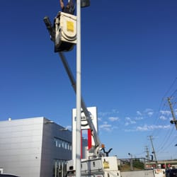 K2 Electrical - K2 bucket truck in use at local car dealership.
