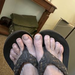 Vanity Nails & Spa - Five days after