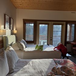 Lakedale - Room