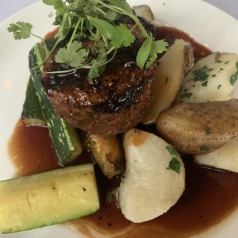 The Barn - New American Near Me - Block Island, Rhode Island