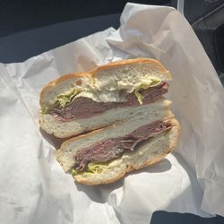Otto's Delicatessen - Roast beef