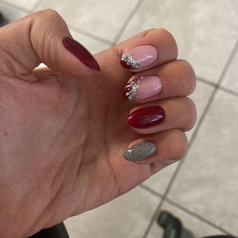 Orleans Nails and Spa - Nail Salons Near Me - Chicago, Illinois
