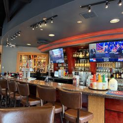 Red Robin Gourmet Burgers and Brews