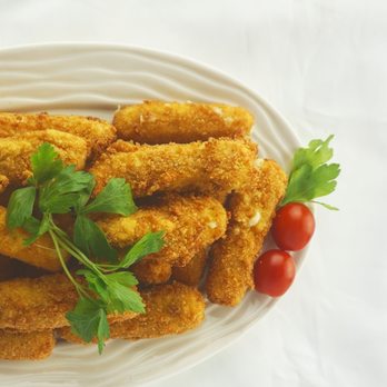La Famiglia - a plate of fried chicken nuggies - Poutineries Near Me - Montreal, Quebec La Famiglia - a plate of fried chicken nuggies - Poutineries Near Me - Montreal, Quebec