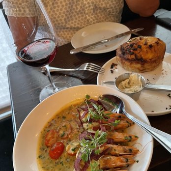 Baran's 2239 - New American Near Me - Hermosa Beach, California