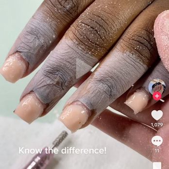 Herbal Nails & Spa - mma monomer being soaked off in pure acetone - Nail Salons Near Me - Phoenix, Arizona