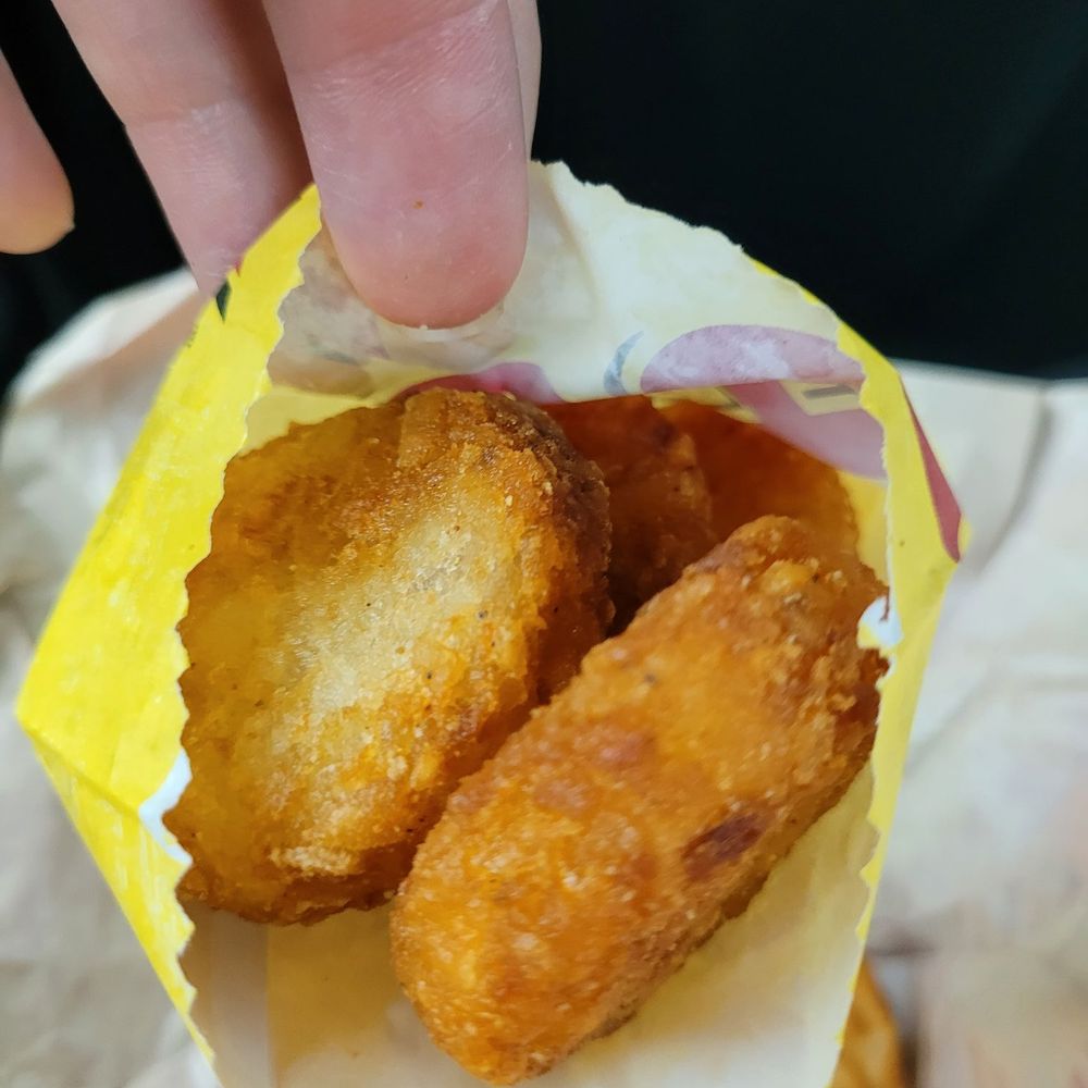 Bojangles' Famous Chicken 'n Biscuits - Crispy, delicious hashbrowns - Fast Food Near Me - Hinesville, Georgia Bojangles' Famous Chicken 'n Biscuits - Crispy, delicious hashbrowns - Fast Food Near Me - Hinesville, Georgia