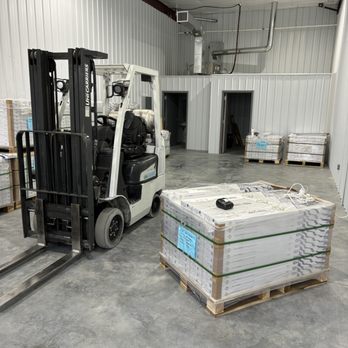 KC Peoples CASE Flooring - LVP - Building Supplies Near Me - Lee's Summit, Missouri