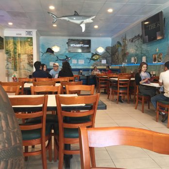 SJ Crawfish - Facing the rear, pretty clean - Cajun/Creole Near Me - San Jose, California SJ Crawfish - Facing the rear, pretty clean - Cajun/Creole Near Me - San Jose, California
