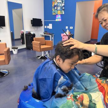 Little Scissors - Dublin - Kids Hair Salons Near Me - Dublin, California