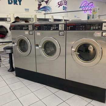 Fast Track Laundry Center - Regular load queen washer $4.25 - Laundry Services Near Me - Springfield, Illinois Fast Track Laundry Center - Regular load queen washer $4.25 - Laundry Services Near Me - Springfield, Illinois