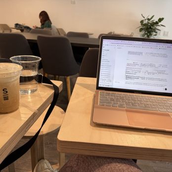 Solid Coffee Roasters - Super yummy coffee. The only thing that was a bit rough, was music was blasting which made it really hard to concentrate and work here. - Coffee & Tea Near Me - Huntington Beach, California