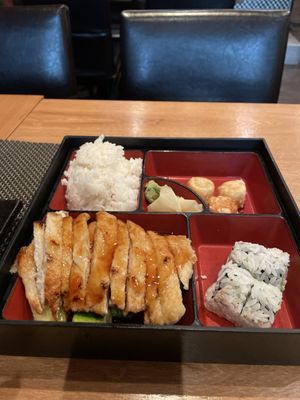 Bayridge Sushi by null