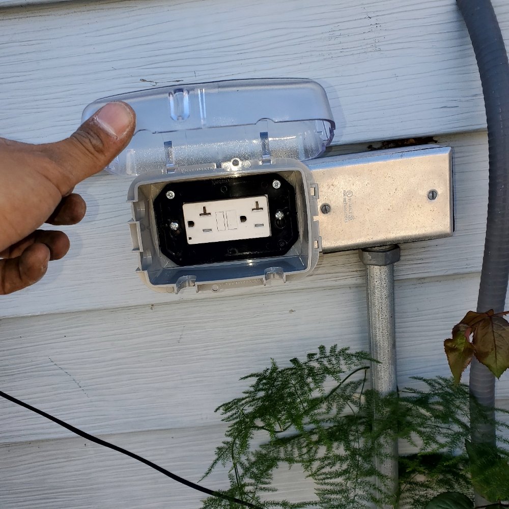 Slide of The Plug Electric