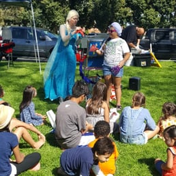 My niece and nephews had a Blast with Elsa!! My niece and nephews had a Blast with Elsa!!