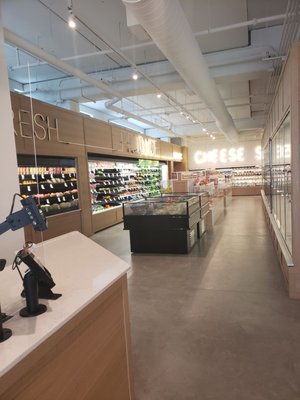 Good Grocer by null