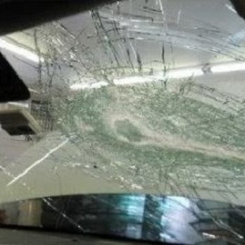 Roy's Auto Glass - Auto Glass Services Near Me - Dudley, Massachusetts