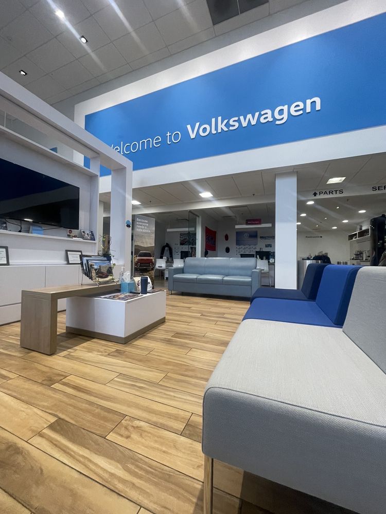 MCGRATH VOLKSWAGEN OF DUBUQUE Updated June 2024 15 Photos & 16